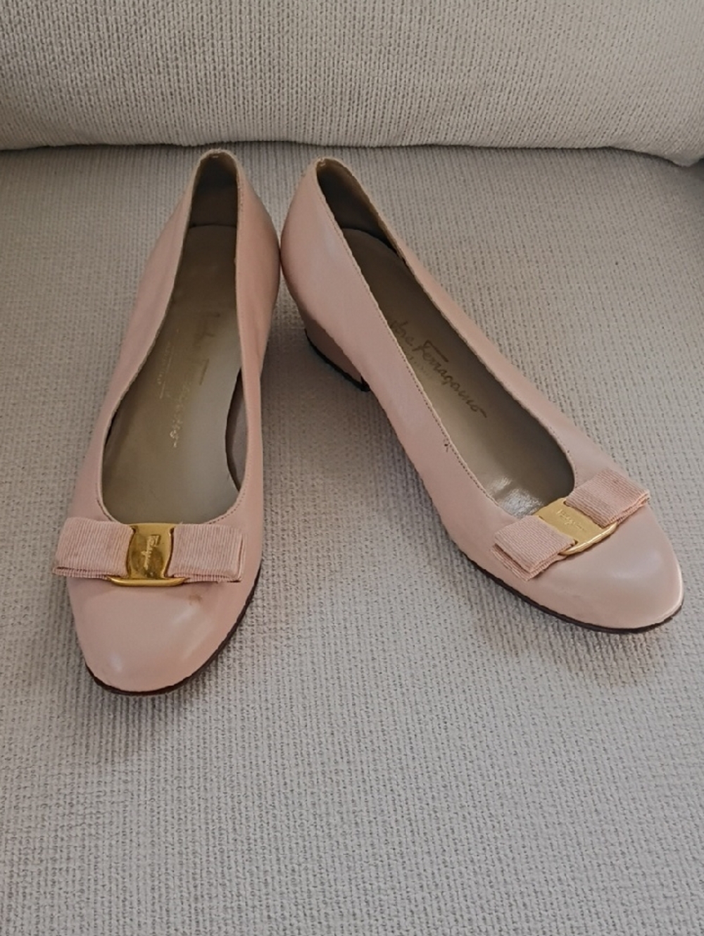 Salvatore Ferragamo Blush Pink Vara Bow Leather Flats
